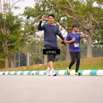 Runner Photo 7529541