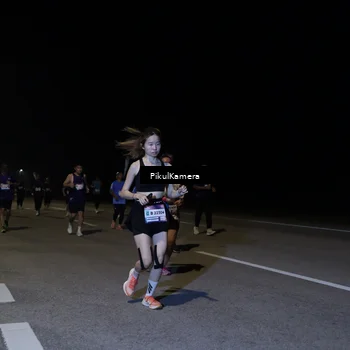 Runner Photo 7529572