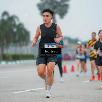 Runner Photo 7529588