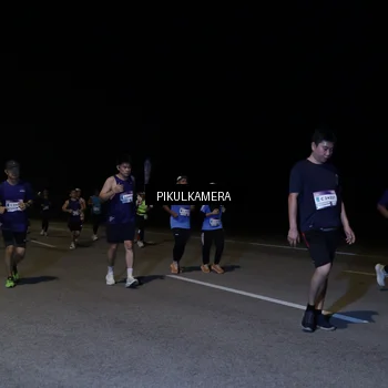 Runner Photo 7529609