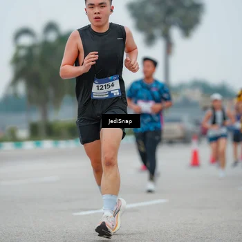 Runner Photo 7529639
