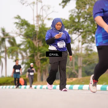 Runner Photo 7529657