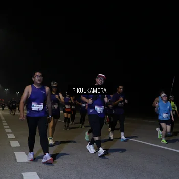 Runner Photo 7529717