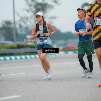 Runner Photo 7529750