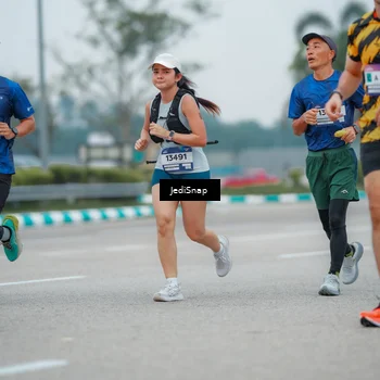 Runner Photo 7529754