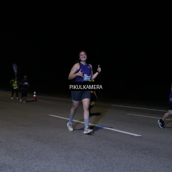 Runner Photo 7529771