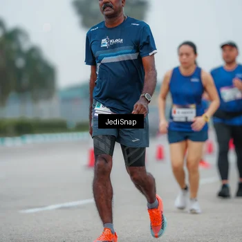 Runner Photo 7529793