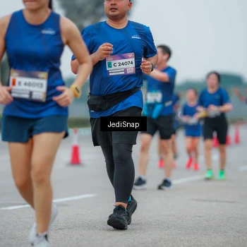 Runner Photo 7529834