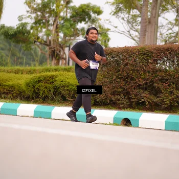 Runner Photo 7529847