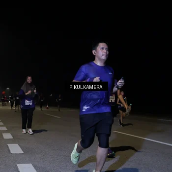 Runner Photo 7529897