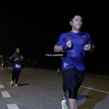 Runner Photo 7529915