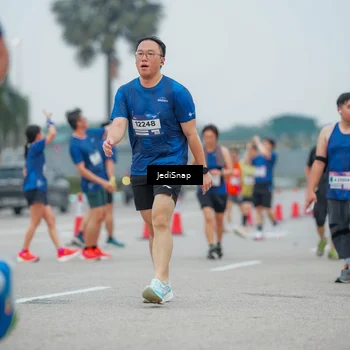 Runner Photo 7529962