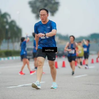 Runner Photo 7529964