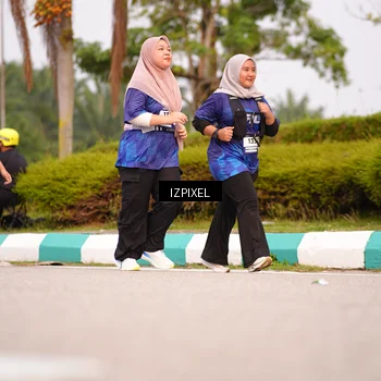 Runner Photo 7530008