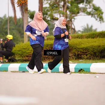 Runner Photo 7530009