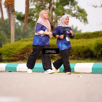 Runner Photo 7530010