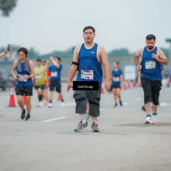 Runner Photo 7530012