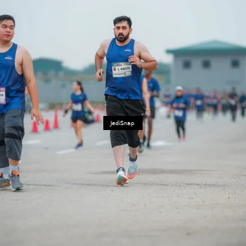 Runner Photo 7530019