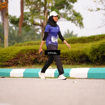 Runner Photo 7530020