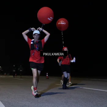 Runner Photo 7530021