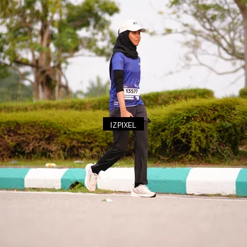 Runner Photo 7530029