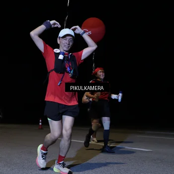 Runner Photo 7530036
