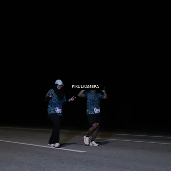 Runner Photo 7530049