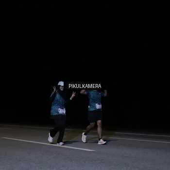 Runner Photo 7530060