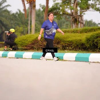 Runner Photo 7530073