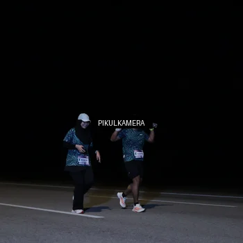 Runner Photo 7530074