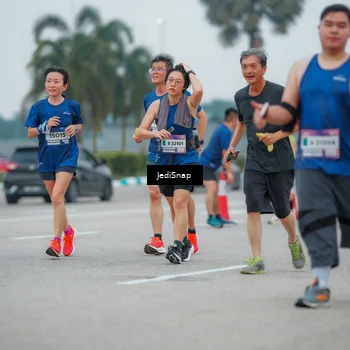 Runner Photo 7530096