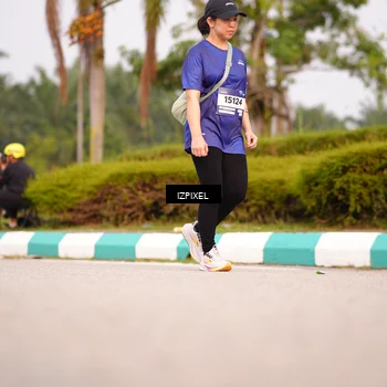 Runner Photo 7530098