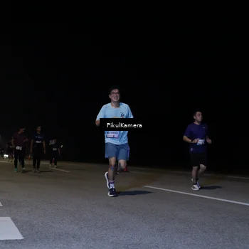 Runner Photo 7530114