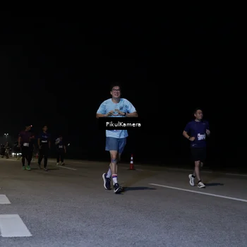 Runner Photo 7530117