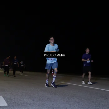 Runner Photo 7530131