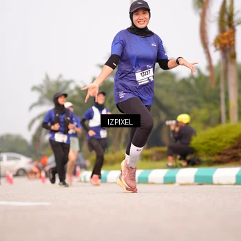 Runner Photo 7530134