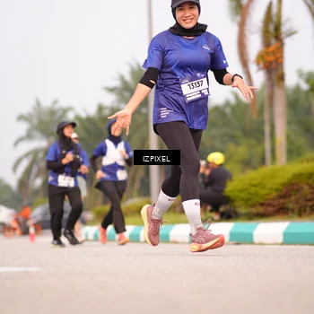 Runner Photo 7530144