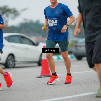 Runner Photo 7530152