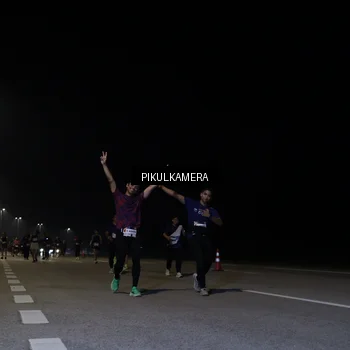 Runner Photo 7530155
