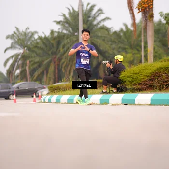 Runner Photo 7530175