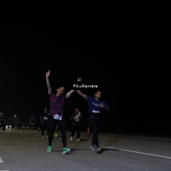 Runner Photo 7530179