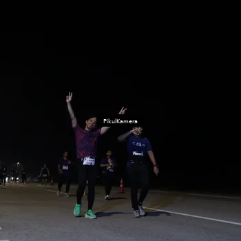 Runner Photo 7530180