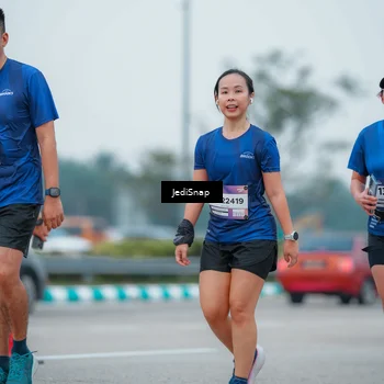 Runner Photo 7530205