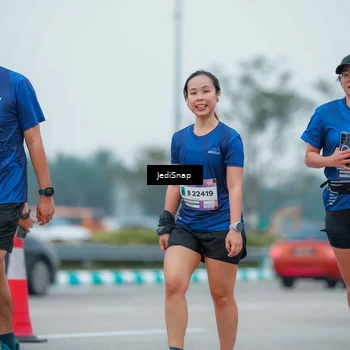 Runner Photo 7530207