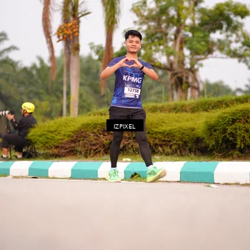 Runner Photo 7530212