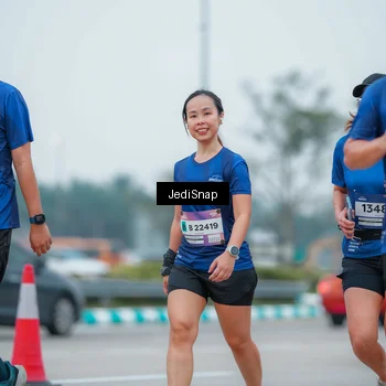 Runner Photo 7530214