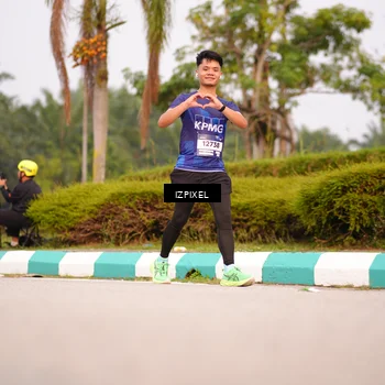 Runner Photo 7530217