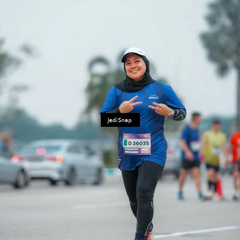 Runner Photo 7530218