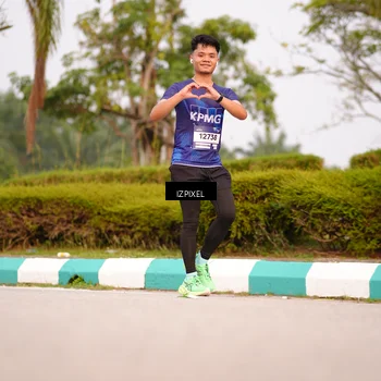Runner Photo 7530219