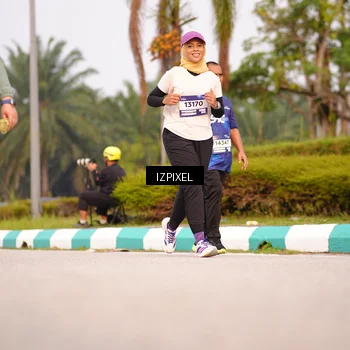 Runner Photo 7530234
